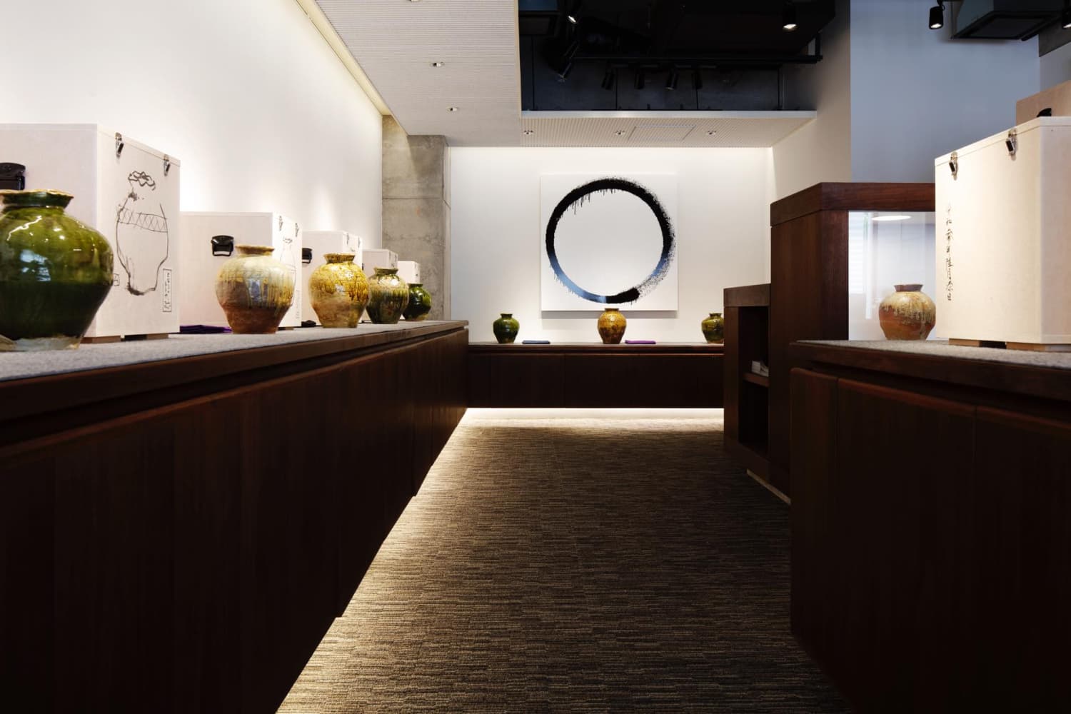 展示風景「魯山人再定義」銀座黒田陶苑(東京、日本), 2021年