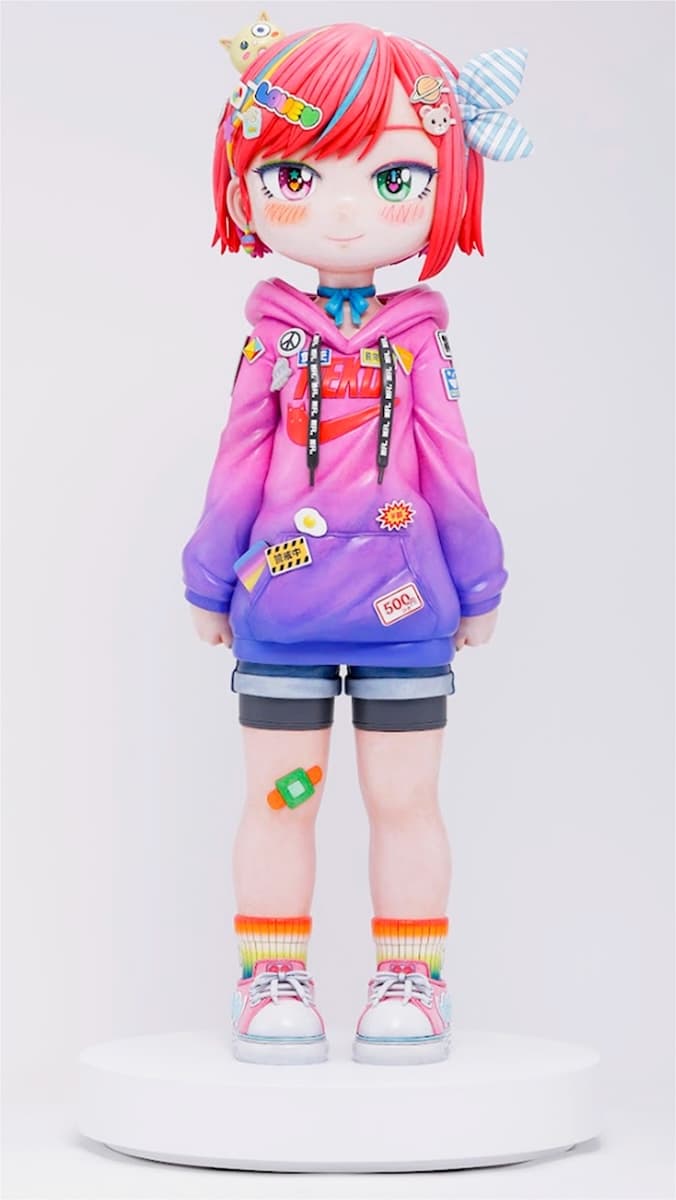 りさ -レインボーシグナル-, 2026, Iron, FRP, urethane paint, acrylic paint, and plywood base with MDF surface finish, 1400 × 500 × 500 mm(りさ) ©2026 Mr./Kaikai Kiki Co., Ltd. All Rights Reserved.